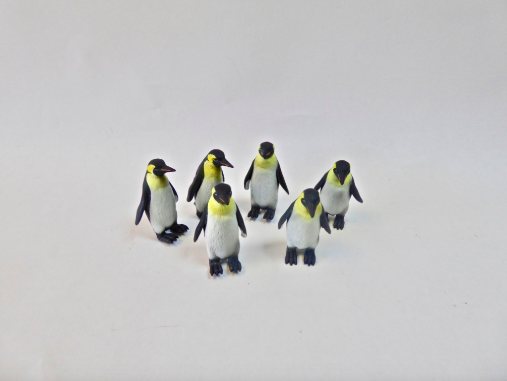 Set- Emperor Penguins (6pc)